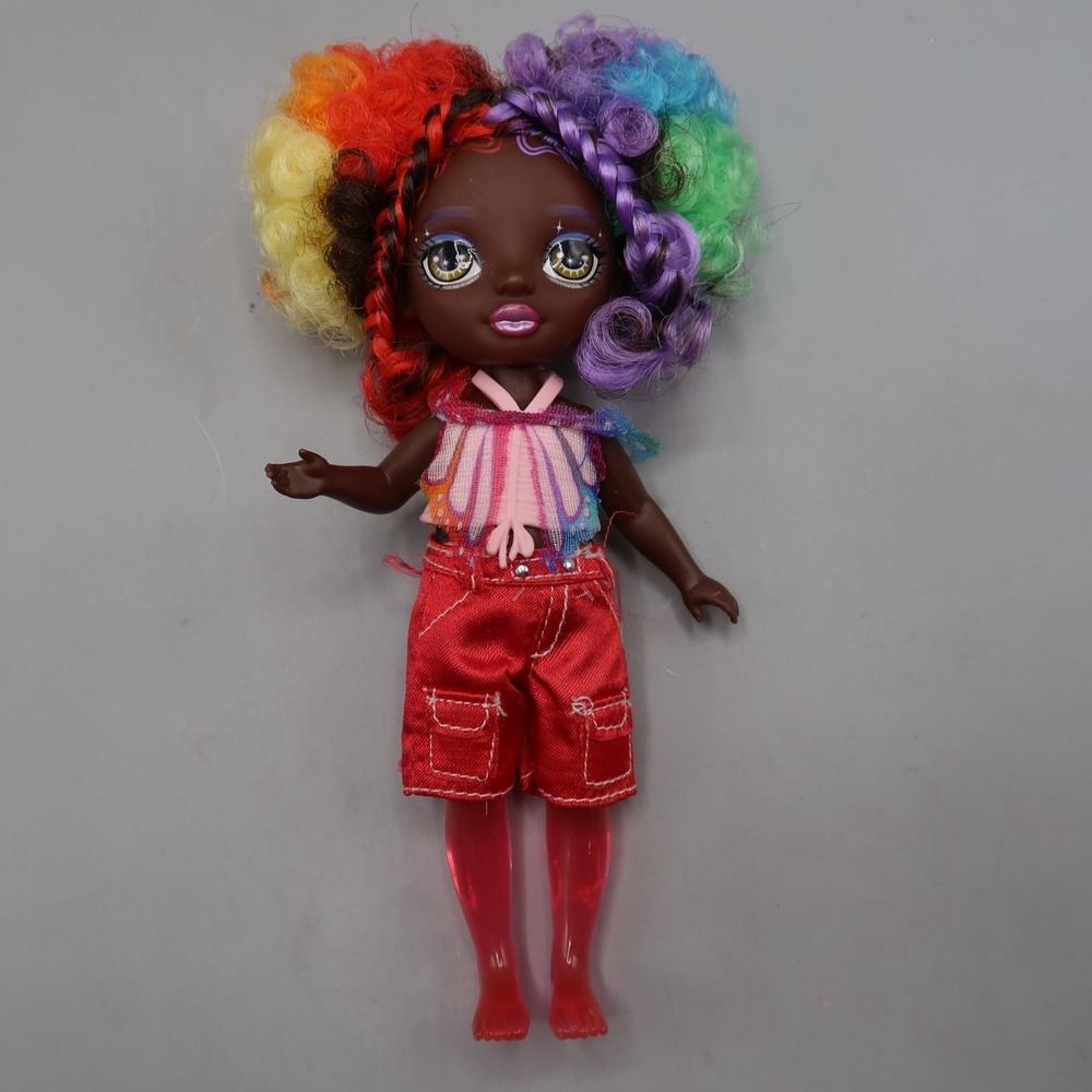 MGA Rainbow High Littles Astrid Fairy Fashion Doll Dark Skin 6 in - Picture 2 of 5